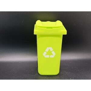 ✏️ Mini Curbside Recycle Can Pencil Cup Holder ✏️  5.5 Inch Tall ✏️ Green ✏️ NEW